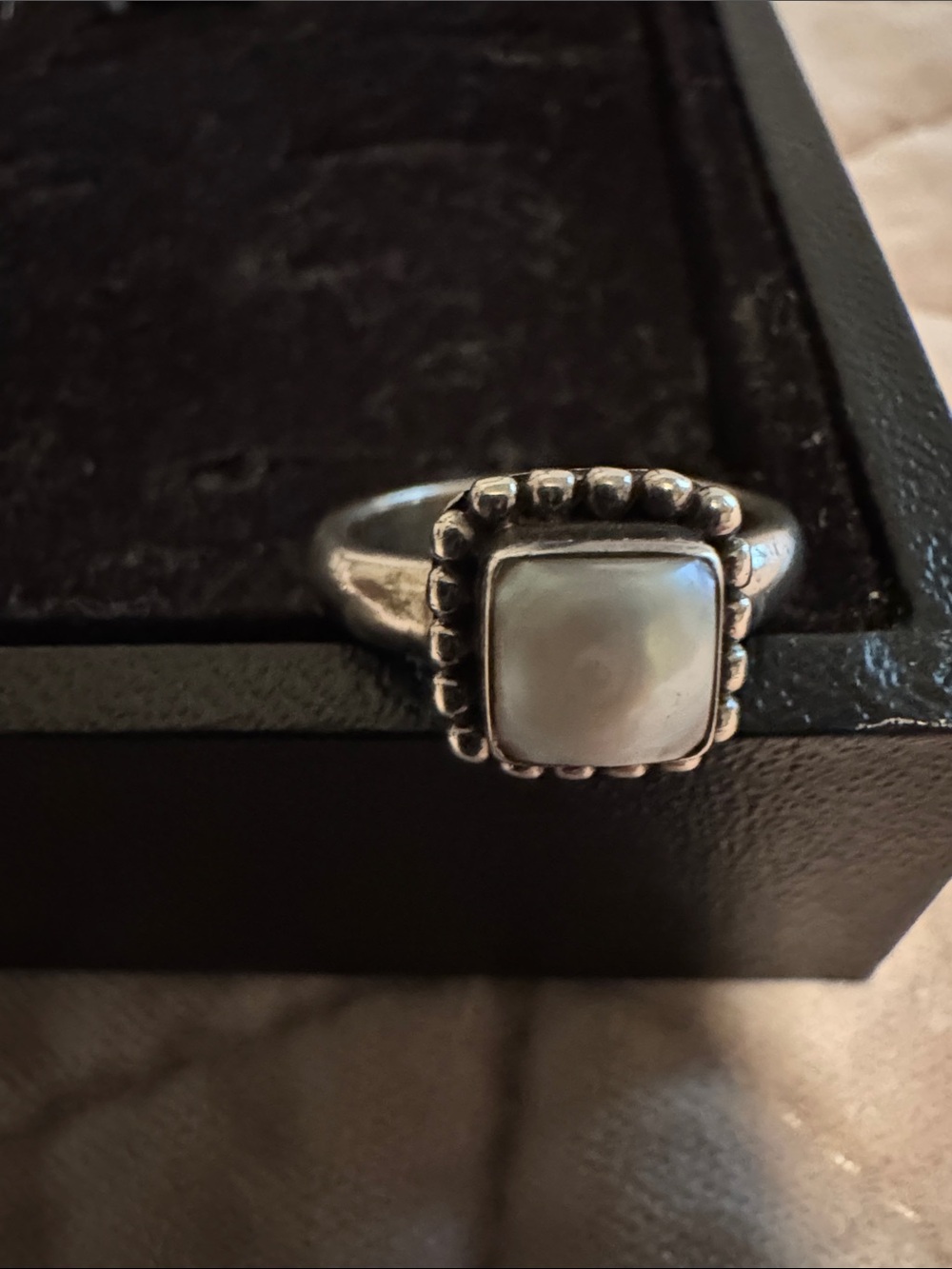 Silpada Sterling Silver 925 Mother-of-Pearl Square Ring